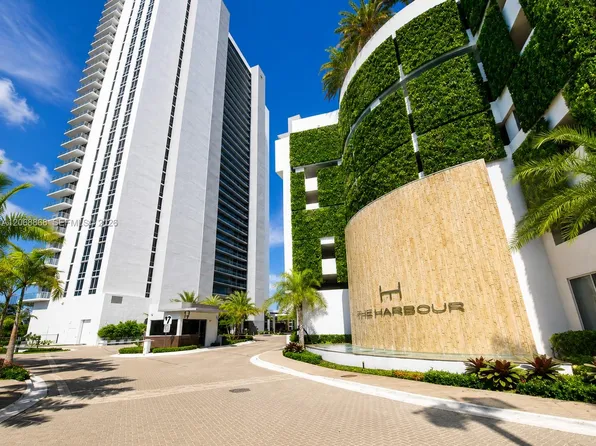 16385 Biscayne Blvd #1920, North Miami Beach, FL 33160