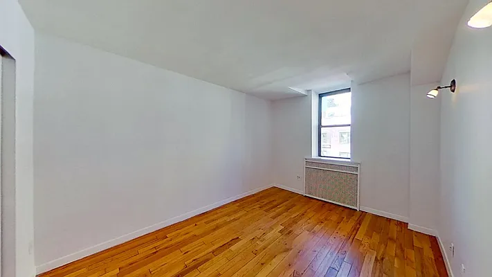 Rented by Bond New York | media 11