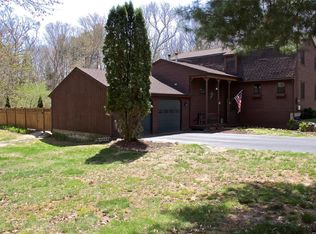 291 Widow Sweets Rd, Exeter, RI 02822