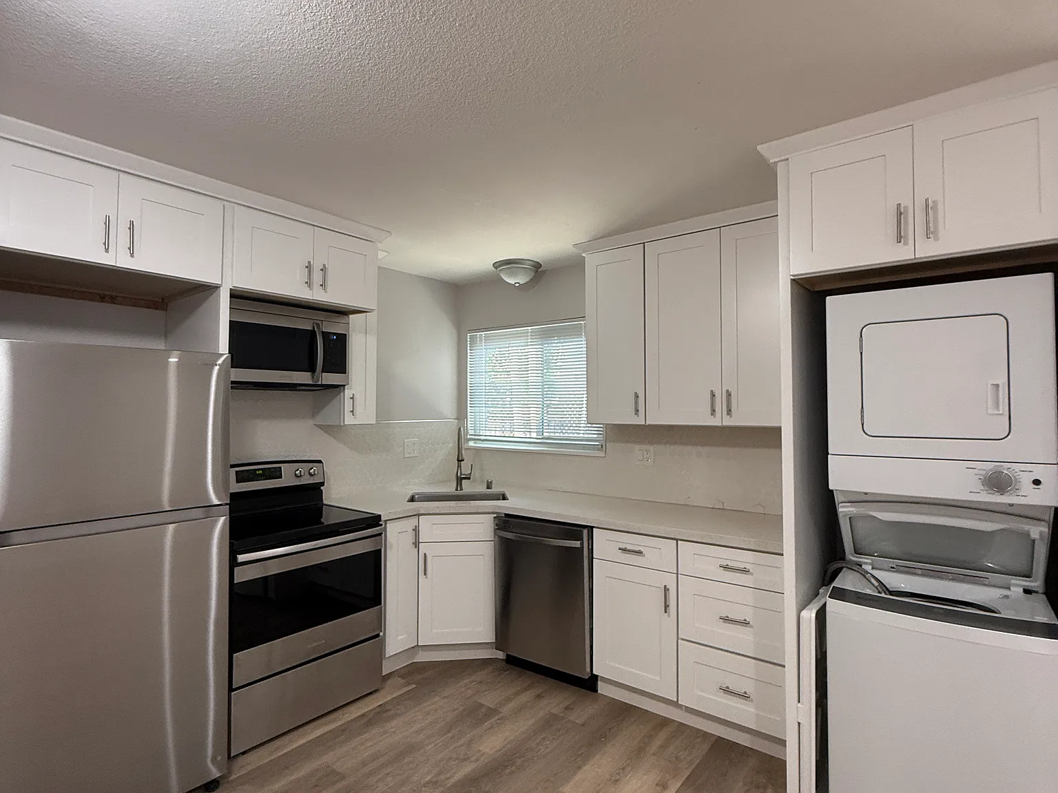 1 bed, 600 sqft, $1,695 — Photo 3