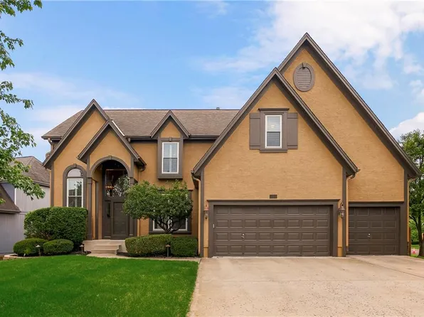 13100 Woodward St, Overland Park, KS 66213