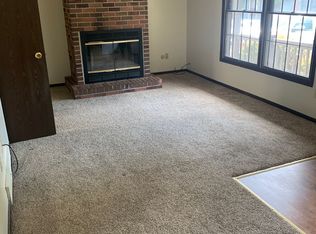 6028 Applecrest Ct, Youngstown, OH