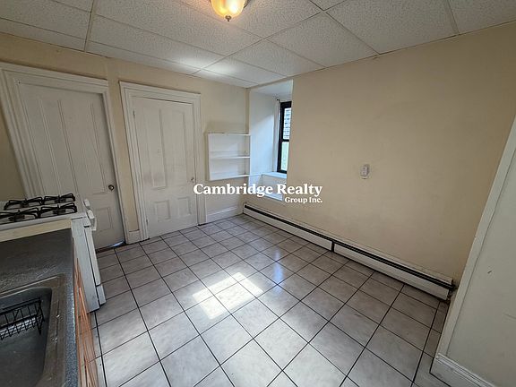2nd image of 179 Harvard St #3