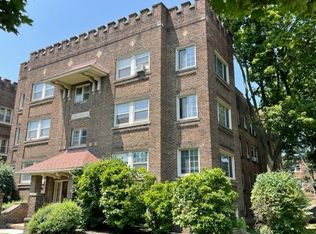 2765 Lancashire Rd #15, Cleveland, OH 44106