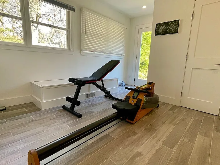 334 Ferry Rd — Photo 27