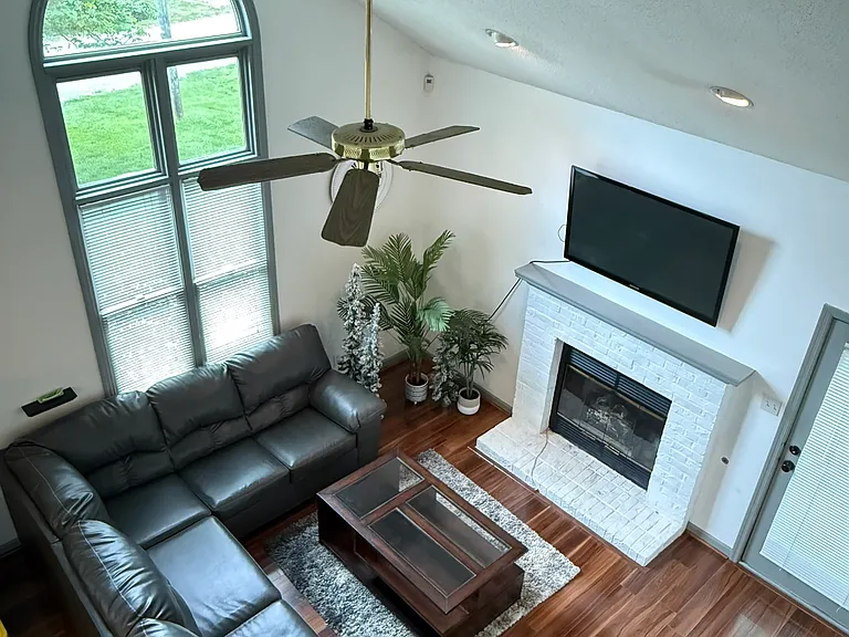 10400 Ravenbrook Ln — Photo 5