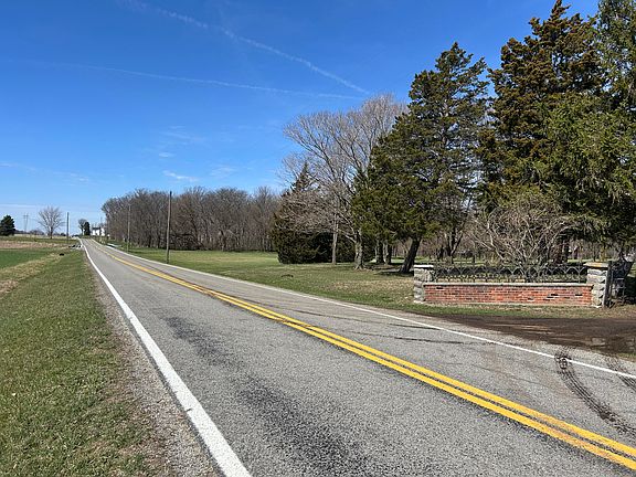 3rd image of 17785 Hengstler Rd