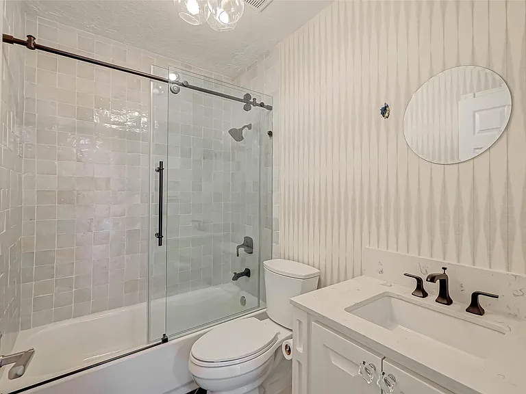520 E Castle Harbour Dr — Photo 18