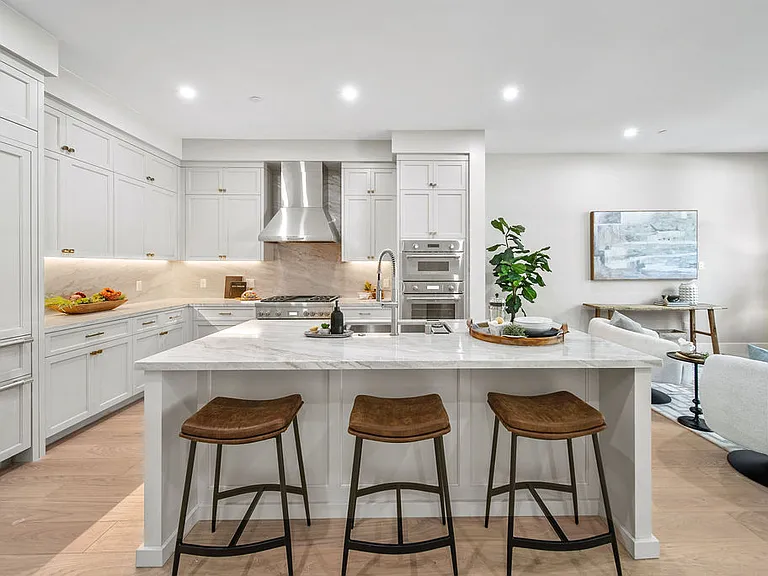600 Hartz Ave #103 — Photo 1