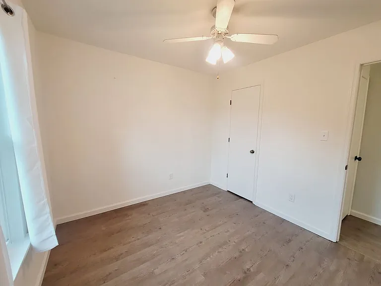 2136 Little River Ln — Photo 17