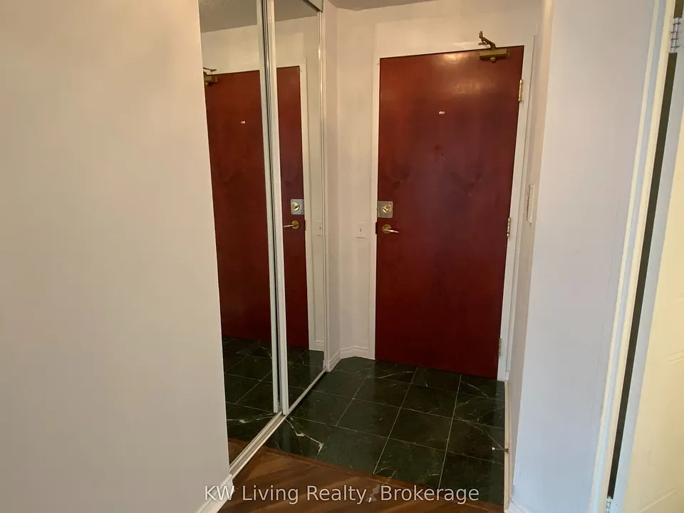 750 Bay St #705