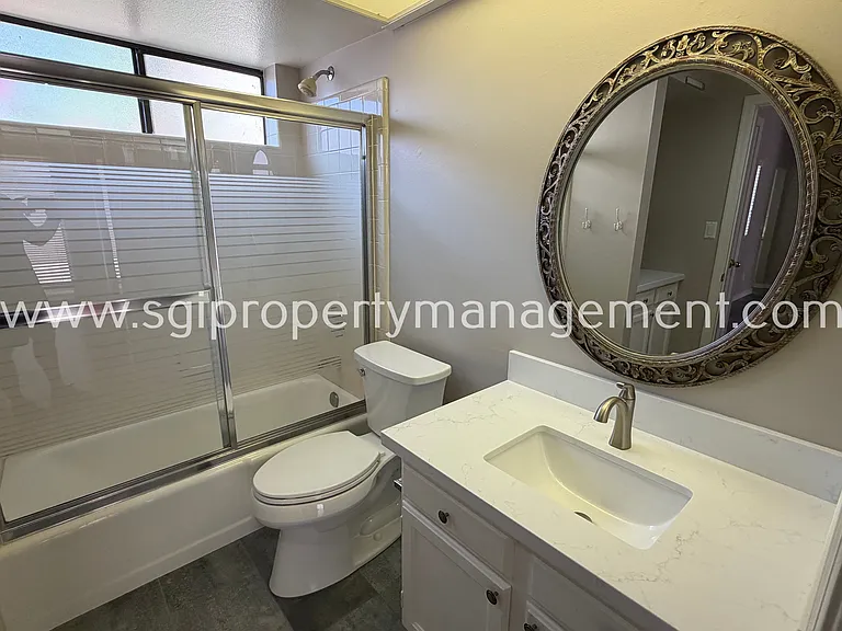 945 N Pasadena St #53 — Photo 9