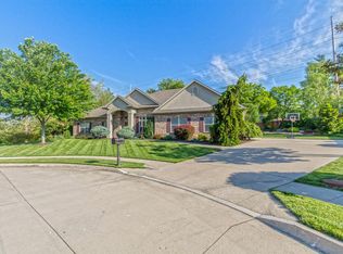 703 Kingsbury Pl, Columbia, MO 65203