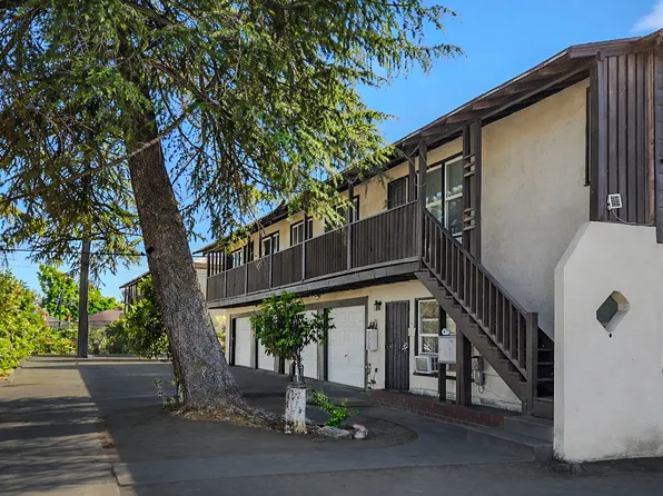 1916 E Hunter Ave #4, Fresno, CA 93703