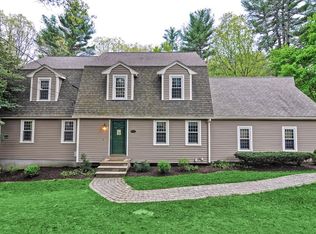 24 Robin Rd, Norfolk, MA 02056