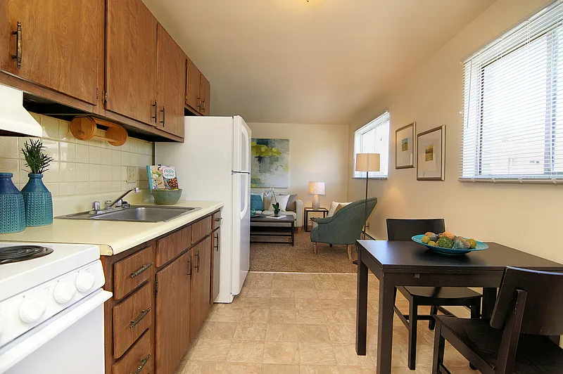 1 bed, 550 sqft, $725 — Photo 2