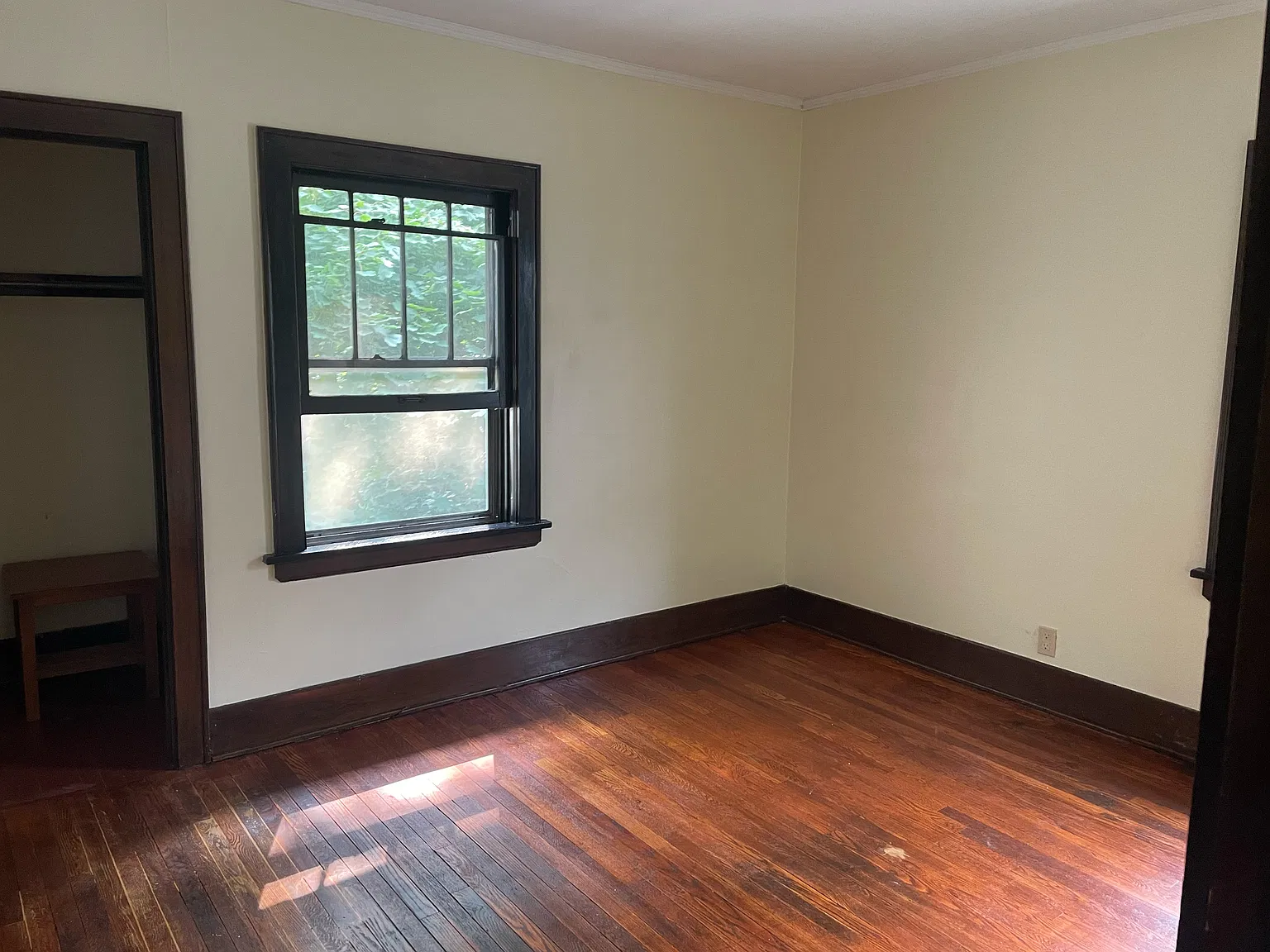 2 bed, 1353 sqft, $995 — Photo 3