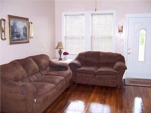 2nd image of 2210 SANTA ANNA ST