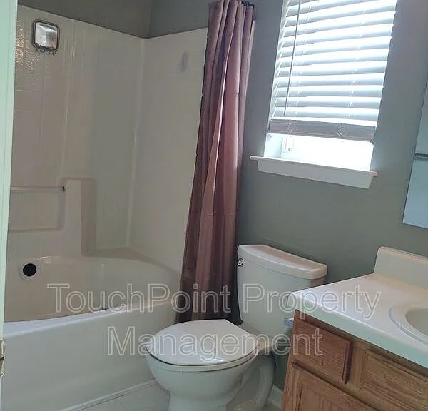 7302 Woodbourne Ln — Photo 11