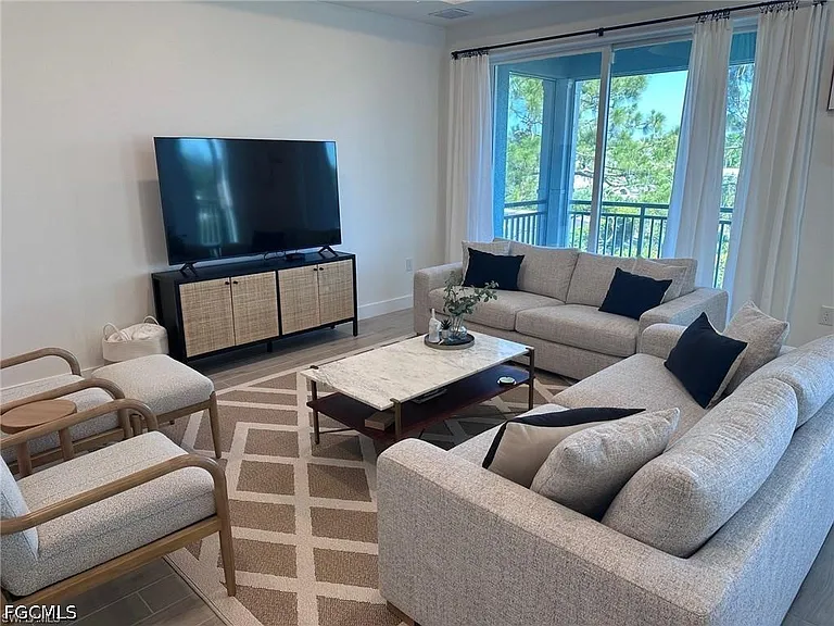 26430 Coco Cay Cir #203 — Photo 5