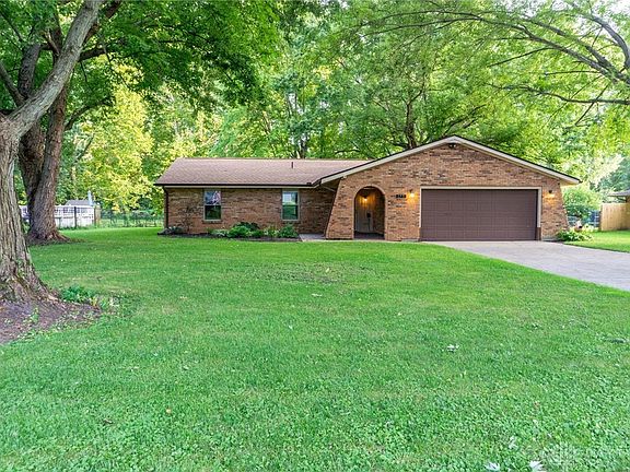 2nd image of 177 Sunny Brook Trl