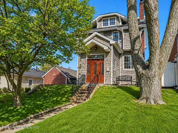 66 Holly St, Staten Island, NY 10304