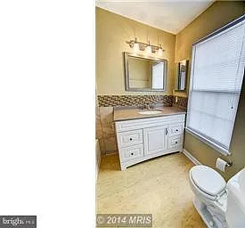 22932 Regent Ter — Photo 10