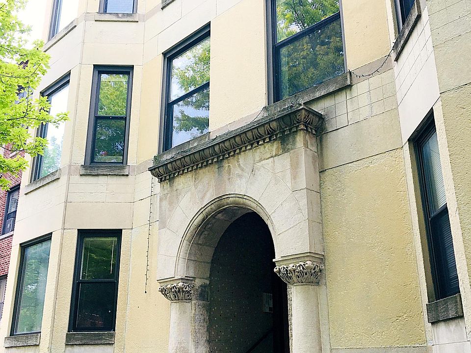 1st image of 1139 E Hyde Park Blvd APT 3