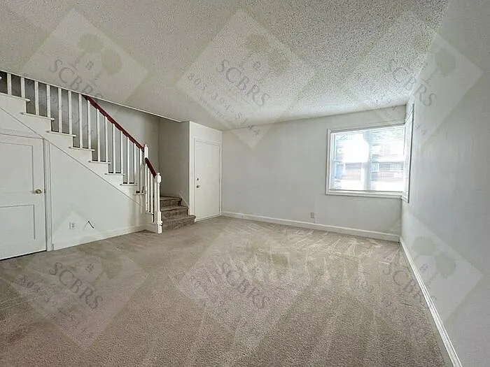 2 bed, 1.0 bath, $925 — Photo 4