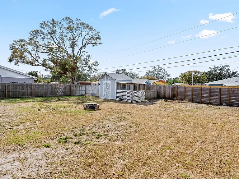 1712 Thomas Dr — Photo 20