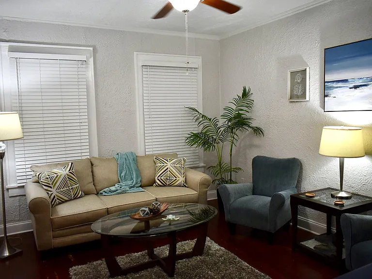 407 S Melville Ave #5 — Photo 4