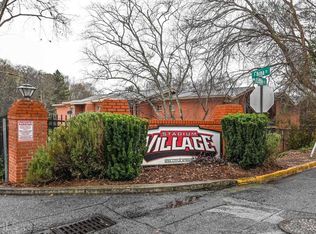 250 Little St APT C104, Athens, GA 30605