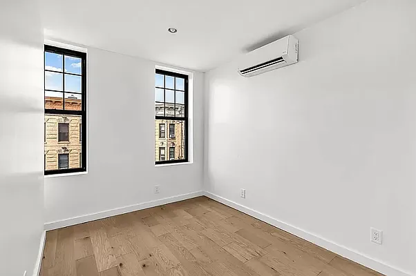 Rented by Avenues Real Estate | media 4