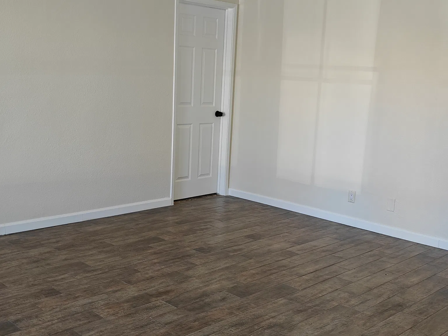 745 N Pauline St — Photo 4