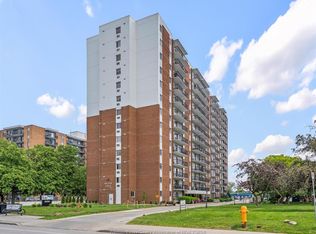 8591 Riverside Dr E #1101, Windsor, ON N8S1G3