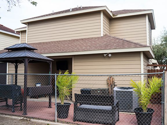 2nd image of 2614 Ailani Cir