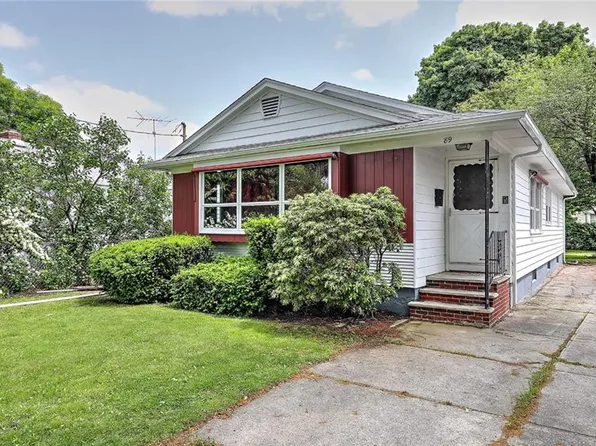 89 Enfield Ave, Providence, RI 02908