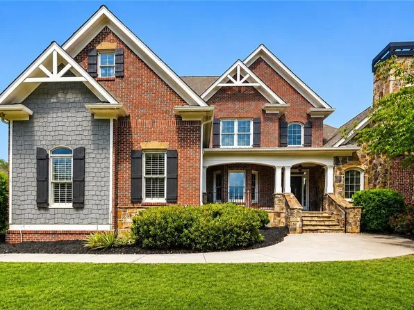 3451 Falls Branch Ct, Buford, GA 30519