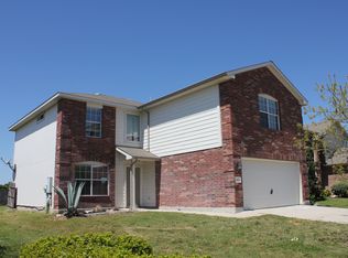 203 Wiley St, Hutto, TX 78634