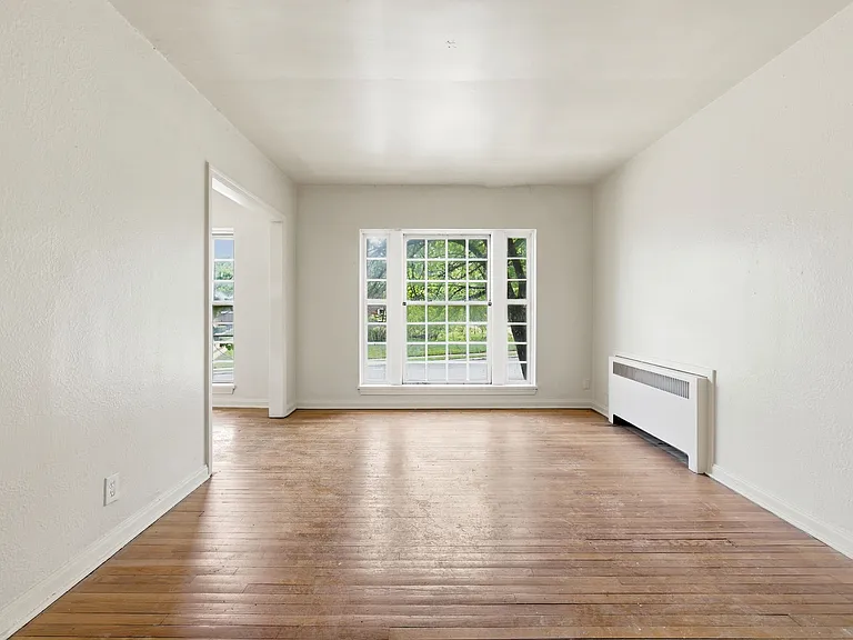 2670 Noble Rd #103 — Photo 2