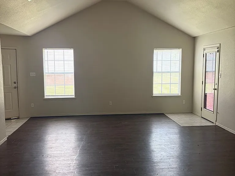 1115 Grinnel Cir #B — Photo 10
