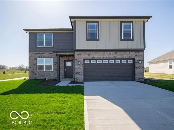 126 Velvet Hat Rd, Danville, IN 46122