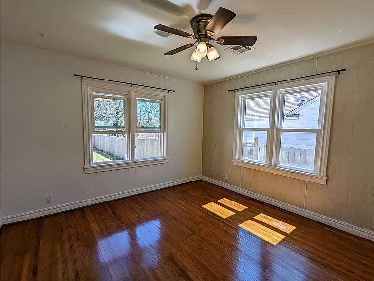 1317 S Darlington Ave — Photo 14