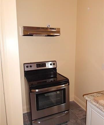 5th image of 3942 Prytania St APT A