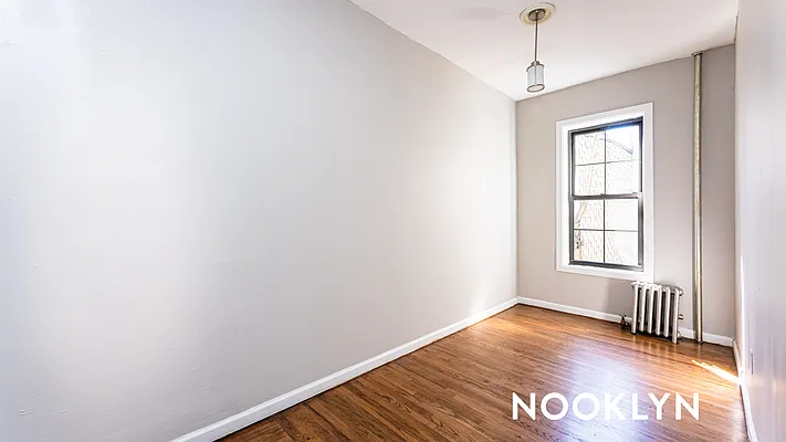 Rented by Nooklyn NYC LLC | media 18