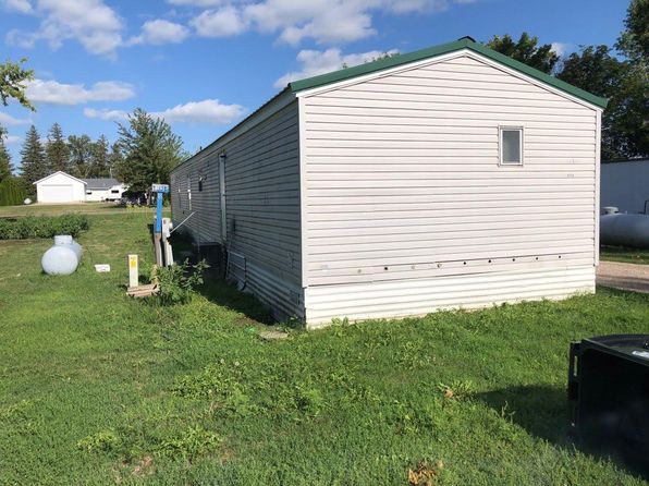 8128 8th Ave, Glencoe, MN 55336