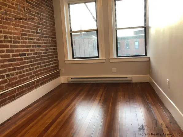 (undisclosed Address), Boston, MA 02113