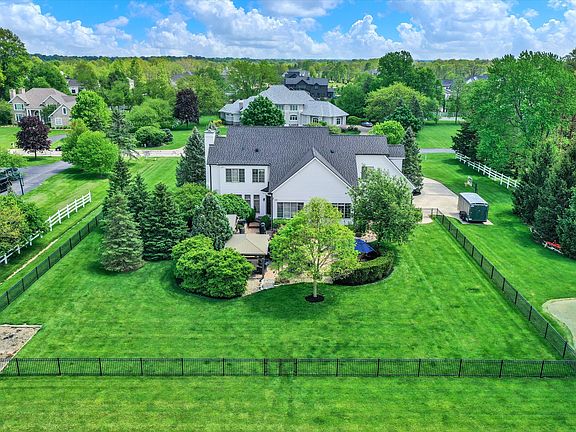 2nd image of 15908 Oak Park Ct
