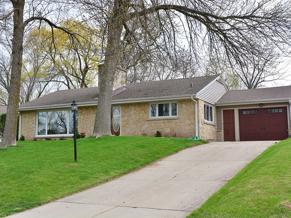 1st image of 4332 Menomonee River Pkwy