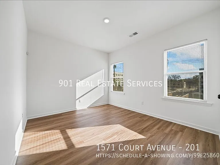 1571 Court Ave #201 — Photo 15